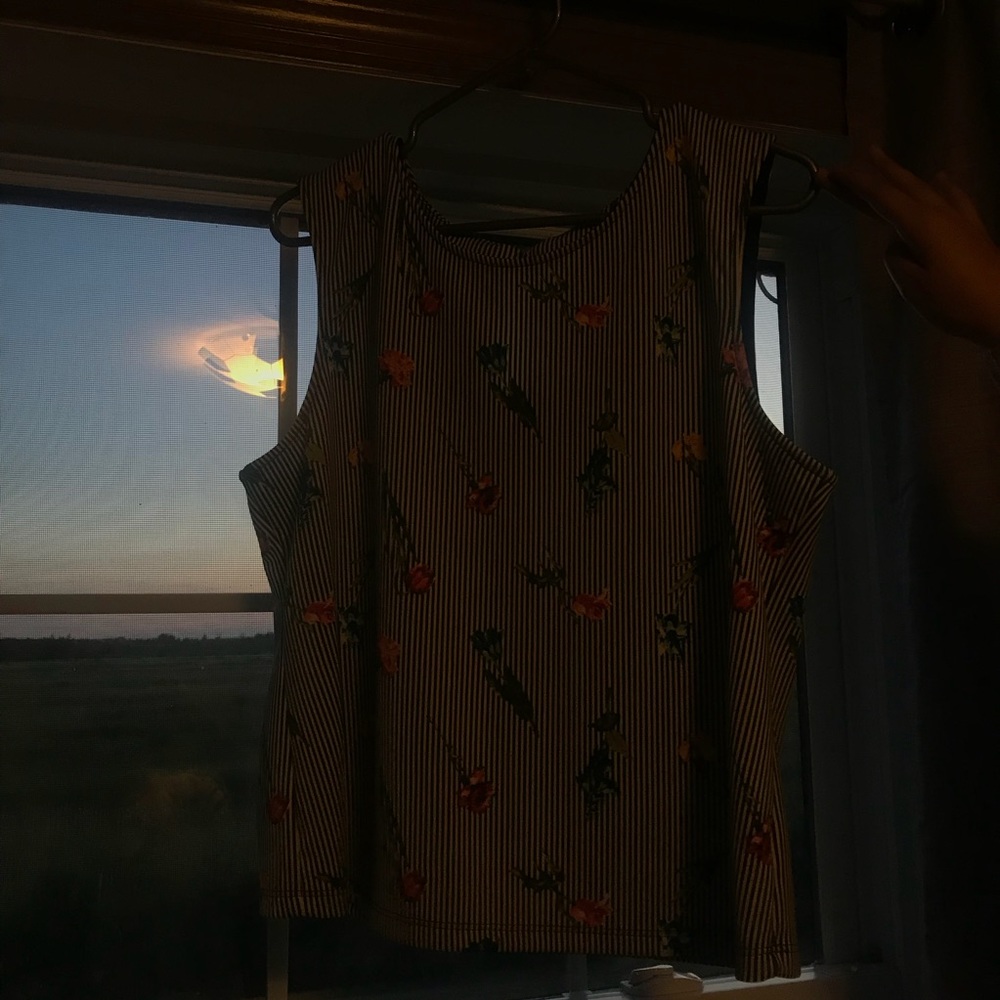 floral business tank top